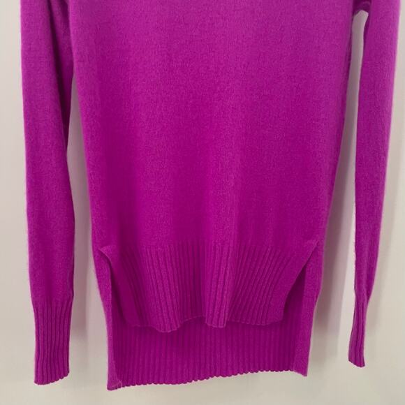 White + Warren XS Crewneck 100% Cashmere Sweater Fuschia - Picture 3 of 7